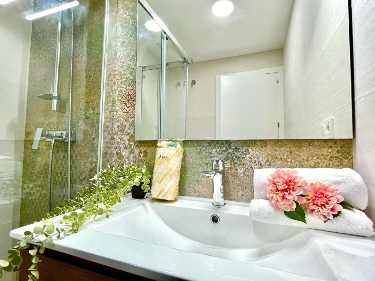 Chaves House By Gloove Apartment Santa Pola Bagian luar foto