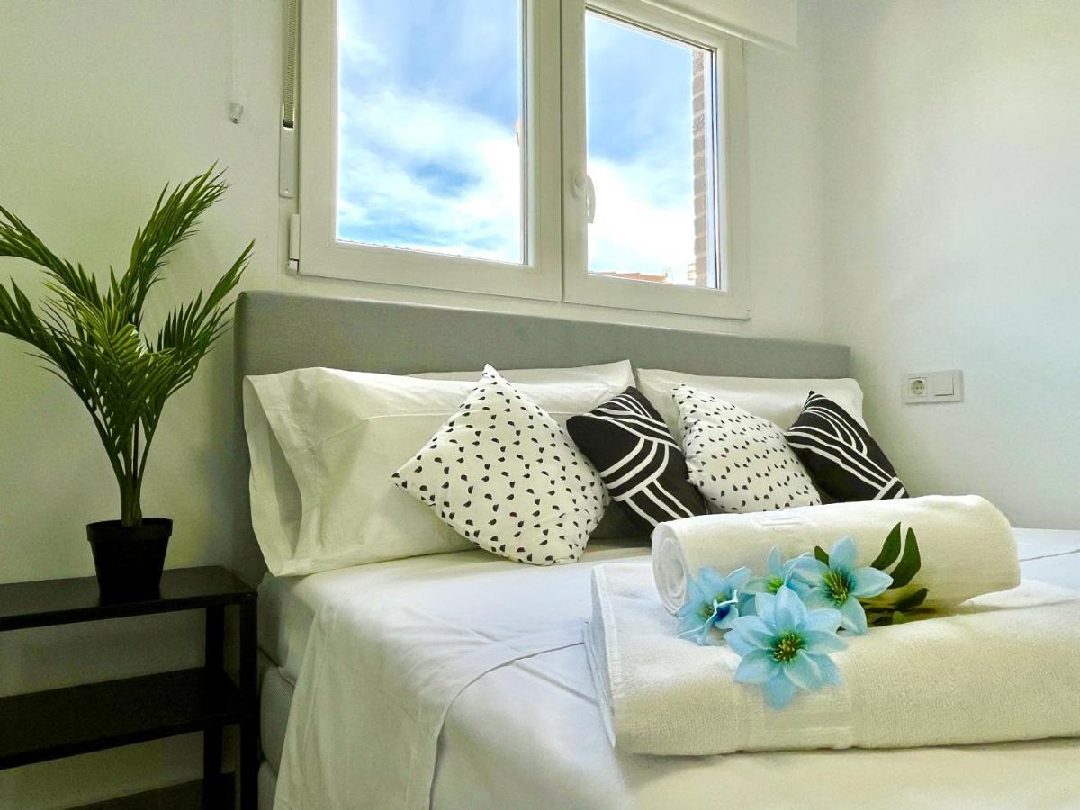 Chaves House By Gloove Apartment Santa Pola Bagian luar foto