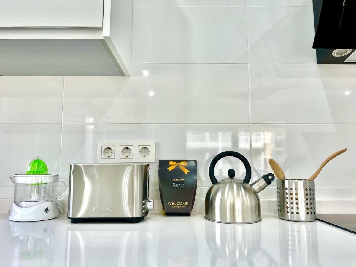Chaves House By Gloove Apartment Santa Pola Bagian luar foto